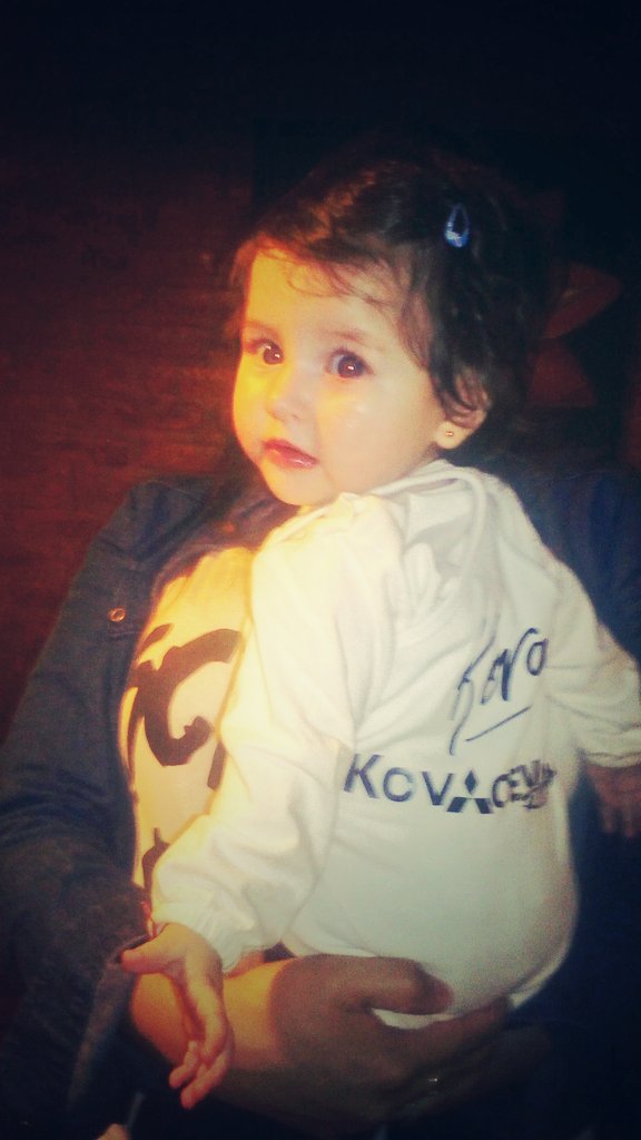 JorgeKovacevich's tweet photo. Nuestra promotora oficial.. Martina❤ https://t.co/AcPibNjBjs