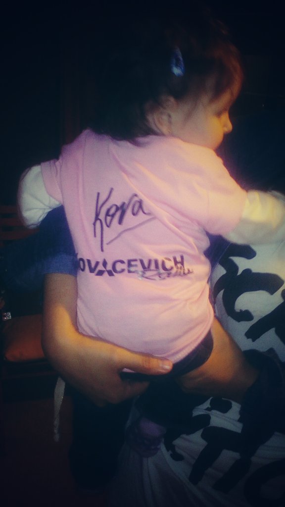 JorgeKovacevich's tweet photo. Nuestra promotora oficial.. Martina❤ https://t.co/AcPibNjBjs