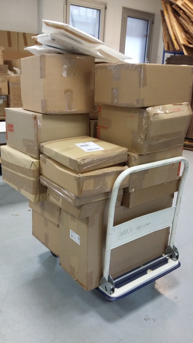AcfjfJouets's tweet photo. Les lutins de l'#ACFJF ont commencé l'envoi des cadeaux pour les gagnants du concours de #Noël des #JouetsFrancais https://t.co/Vj6uhTsusg