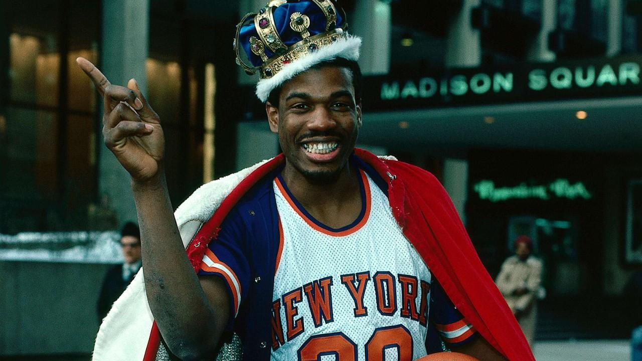   Happy 59th Birthday to HOFer & Knicks legend Bernard King

MORE:  