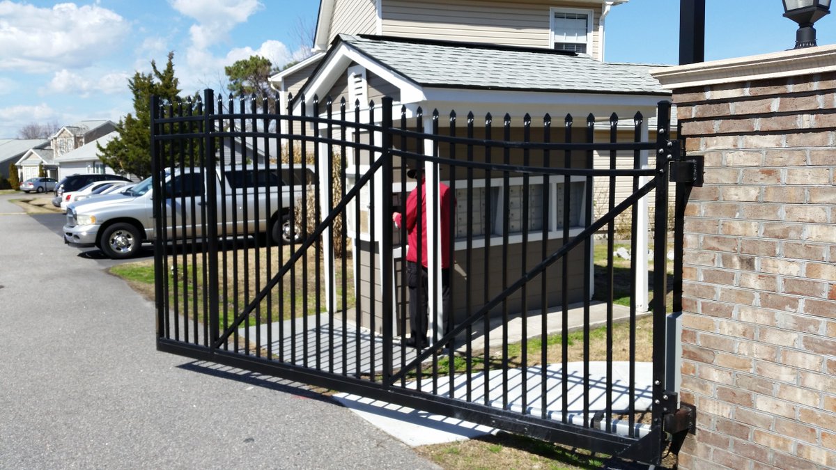 GatorStrongServ's tweet photo. Gate installation are our specialty, get your free quote today (910)619-0039
#freequote #gateinstaller https://t.co/XX8UiTqW1P