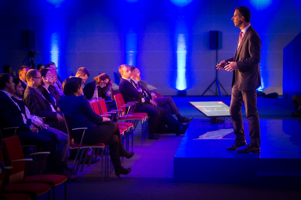 parpgovpl's tweet photo. 850 uczestników,4015 online; ponad 100 spotkań przedsiębiorców podczas zakończonego dzisiaj #StartupSummitPL https://t.co/PWYaQqYkiB