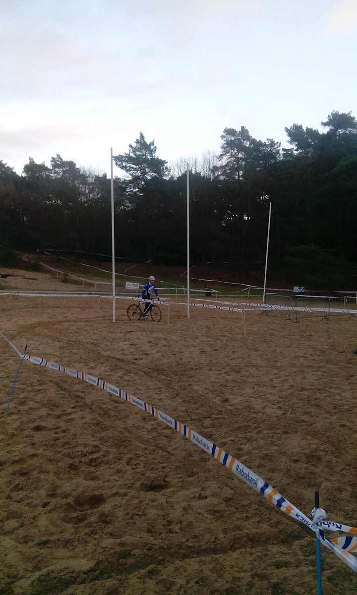 De_Jongens's tweet photo. Dit weekend ATB en Veldrijden wedstrijden rondom de Bosberg in @appelschanl @staatsbosbeheer Uniek gebied!!!! https://t.co/PQF99urQGN