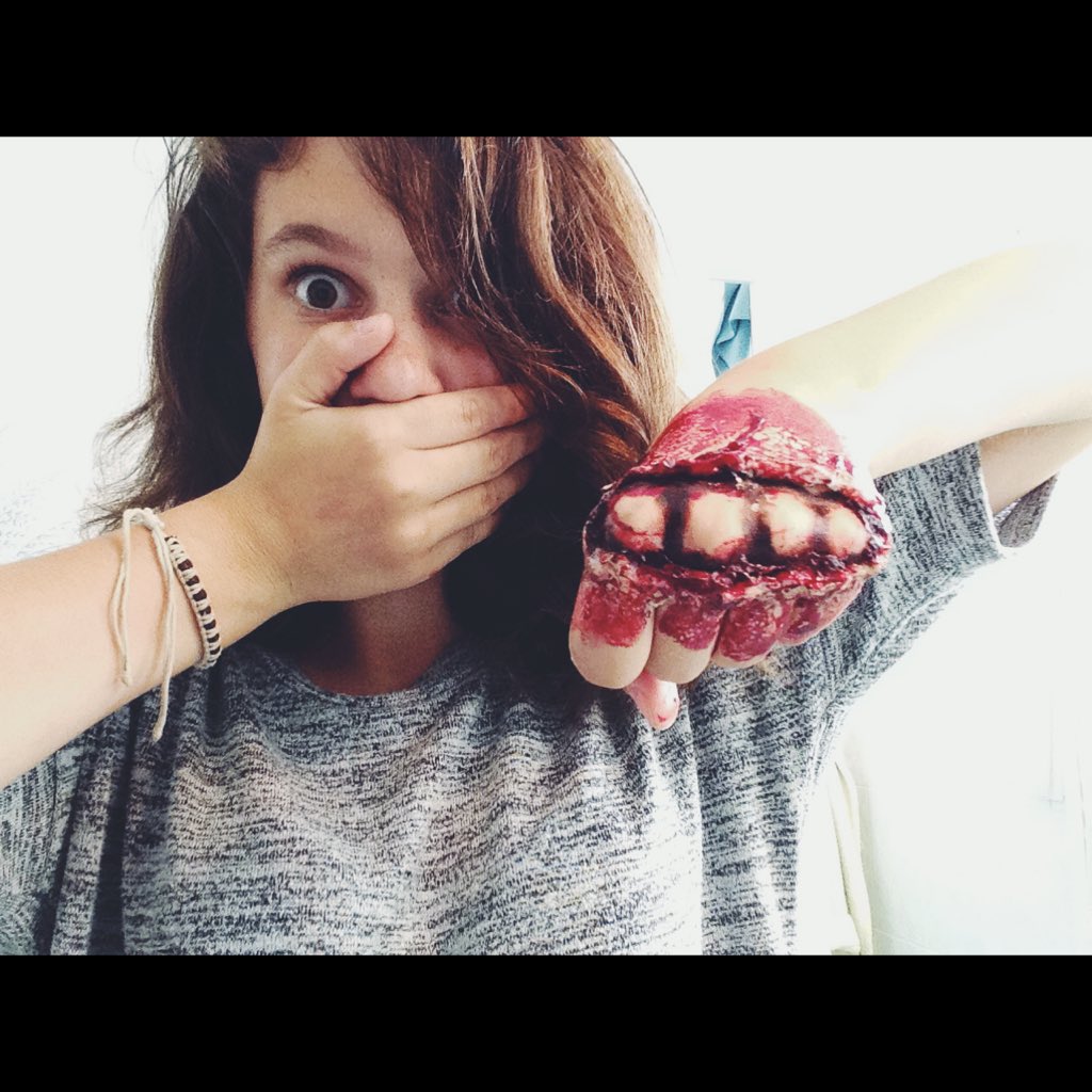 SfxCinema's tweet photo. Maquillage sfx [partie2] https://t.co/IN1fQowLTJ
