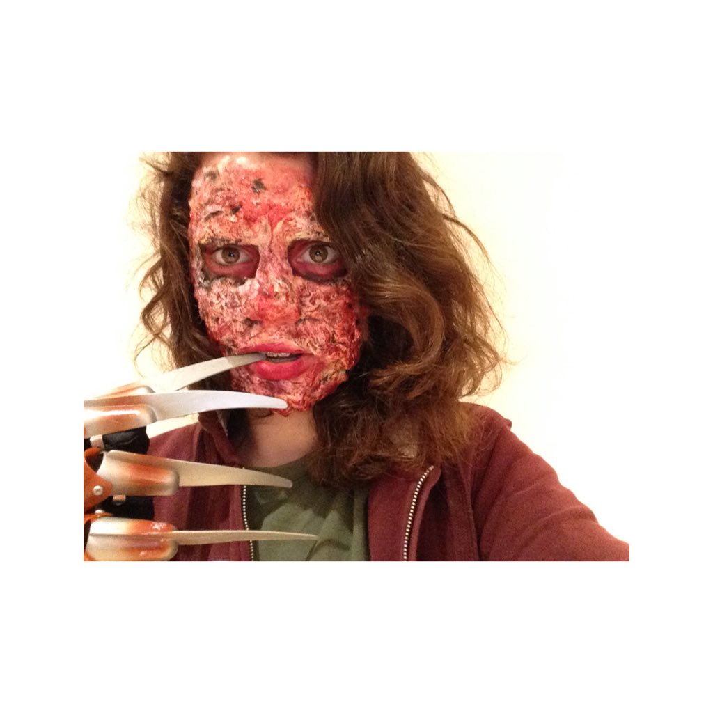 SfxCinema's tweet photo. Maquillage sfx[partie3] https://t.co/I21b2m5msX