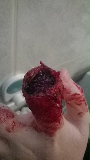 SfxCinema's tweet photo. Maquillage sfx[partie3] https://t.co/I21b2m5msX