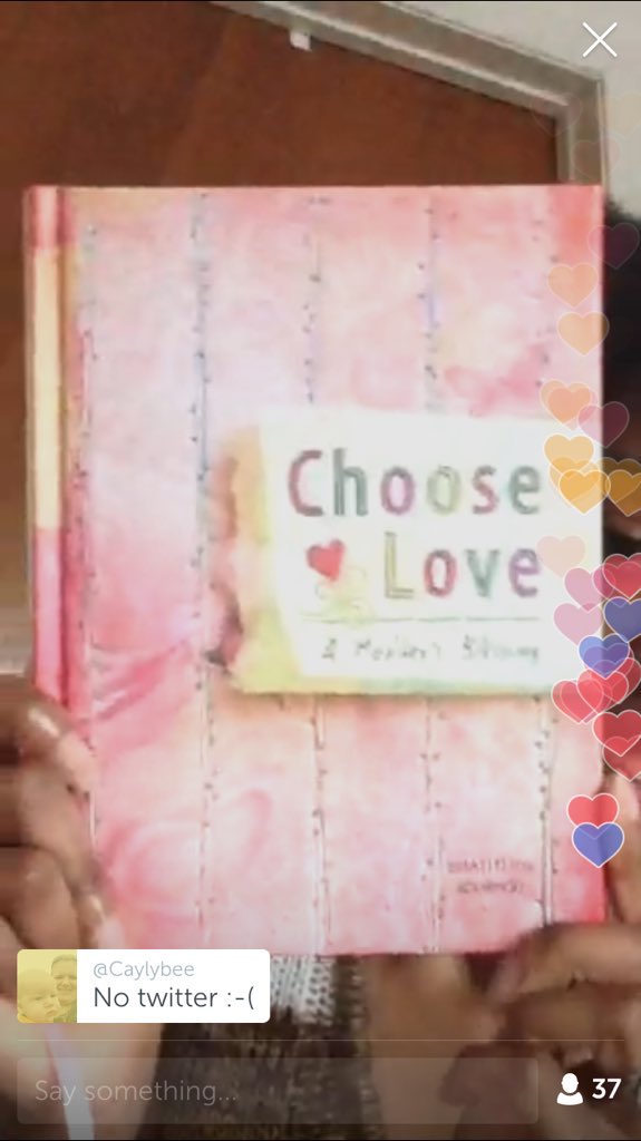 afann3414's tweet photo. Hey @AmiyrahMartin I want the Choose Love Journal https://t.co/tYEl7QsK3t