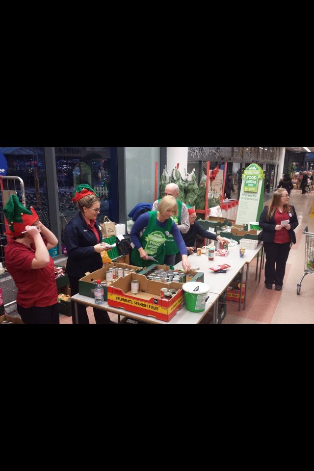 HandforthExtra's tweet photo. Fantastic food bank collection underway thanks to our generous customers @Em_Goodall https://t.co/XxCQ0uhd5U