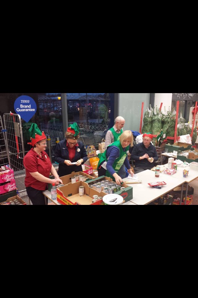 HandforthExtra's tweet photo. Fantastic food bank collection underway thanks to our generous customers @Em_Goodall https://t.co/XxCQ0uhd5U
