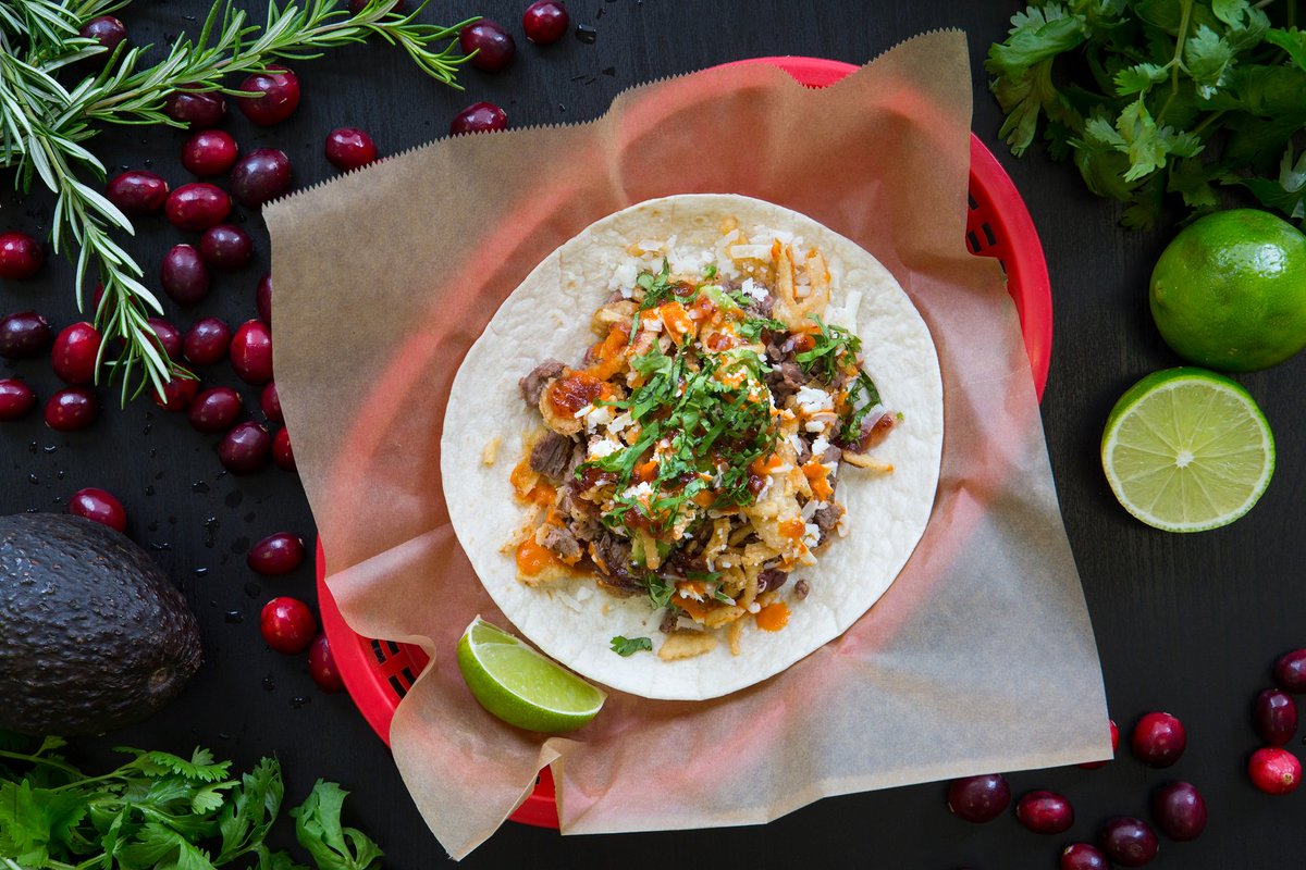 SuperiorFarms's tweet photo. Visit @Torchystacos this month for the South Pole Taco with American lamb! #Texas #Buylocal @Fanoflamb #foodporn https://t.co/SbNzHOlxl4