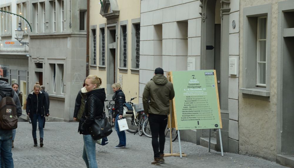 manuelgautschi's tweet photo. Luzerner Designtage #DesignSchenken finanziell am Anschlag. Initiantin sendet Alarmsignal: https://t.co/1snlJVCPHG https://t.co/LguCRCDLV8