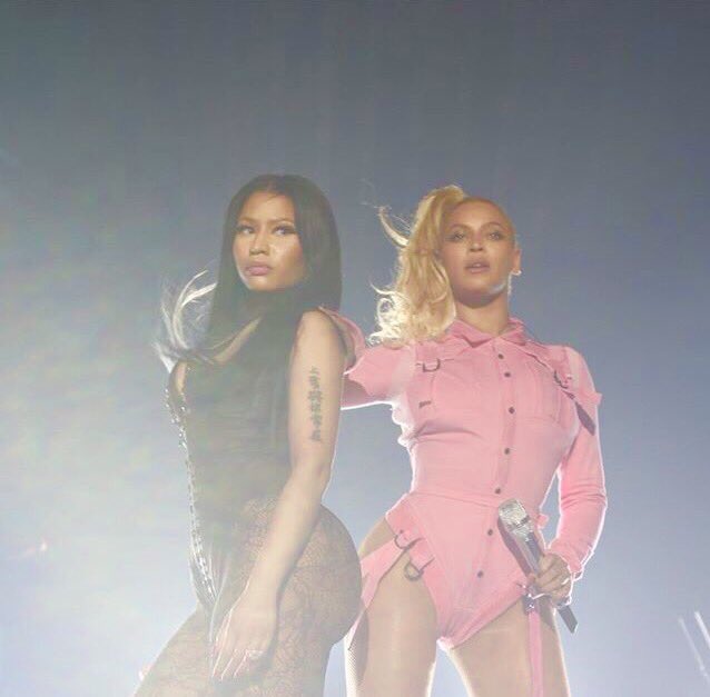 BeezTrapMinaj's tweet photo. #8DaysOfOnika #Day4 #FavPerformance 😍👑💕🎂 https://t.co/sd5ANg1Nnm