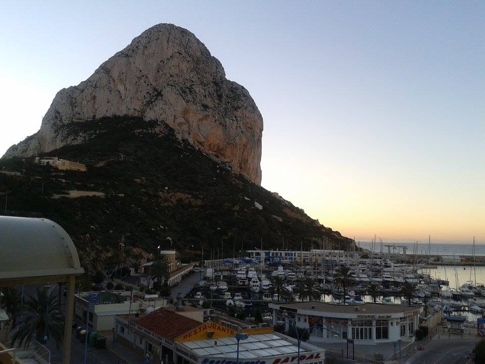 AnnaSoleD's tweet photo. Hace casi una semana nos despediamos de #Calpe con esta bonita estampa. #Gracias
#Hydra https://t.co/FMQofzcnD2