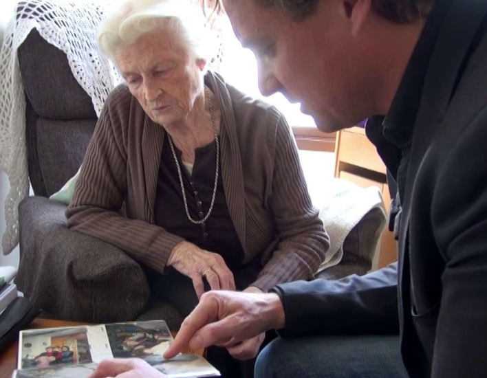 LifeCourses's tweet image. . @marcusbleasdale about Mary, our project,aging,human rights    livslop.visualdays.no/blog/video-mar… @hrw @NatGeoMag @VIIPhoto