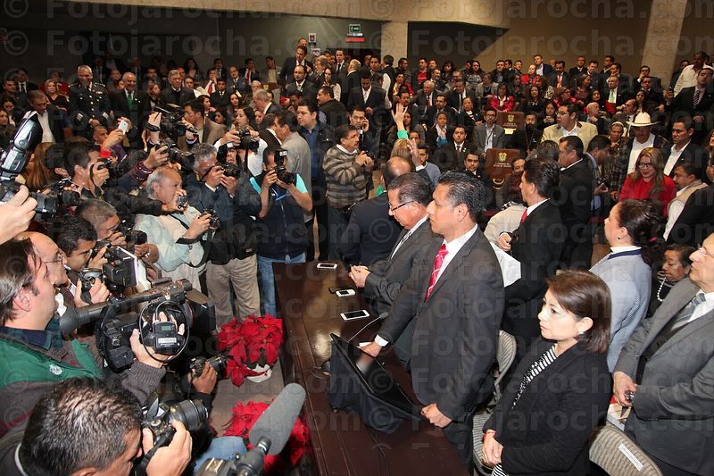 fotojarocha's tweet photo. #Xalapa comparece @flavino_rios en el @LegisVer @veracruzsegob #5InformeJD https://t.co/hXyDPsyJa6