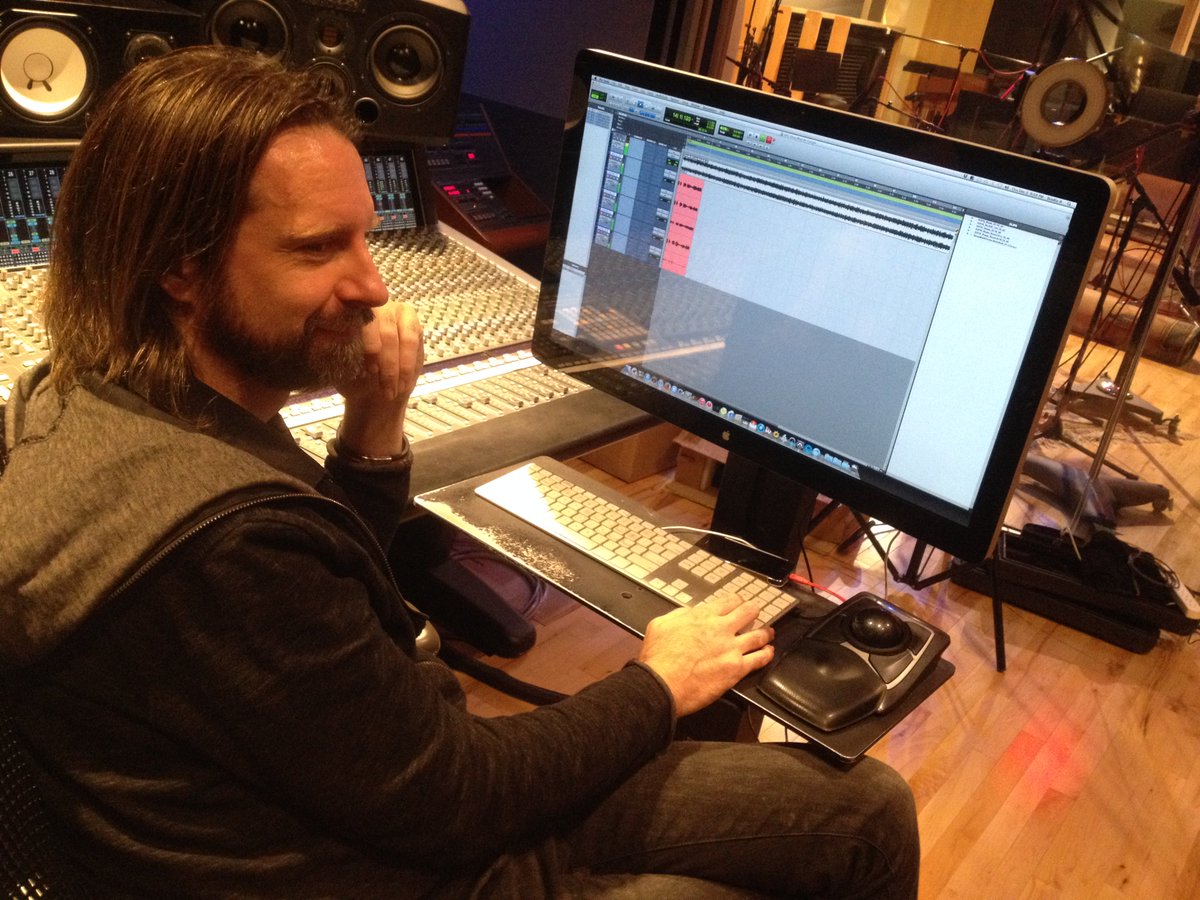 <a href="/mixengineer/">Chris Bell</a> working the tracks <a href="/echophonestudio/">Echophone Studios</a> last night.  #NewTrack #Blues