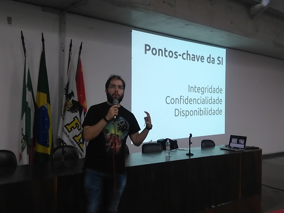 CyrilleGrandval's tweet image. @rafajaques os pontos-chave da SI #phpconfbr #seguranca