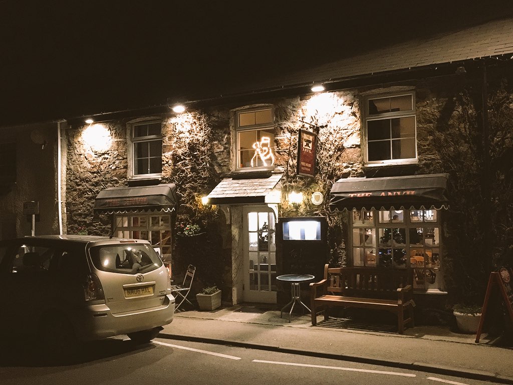 TheAnvilCubert's tweet photo. We are open, come in for cask ales home poked food and mulled wine. See you soon!! https://t.co/7AB0KesIA3