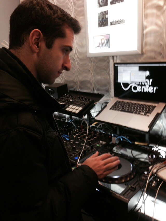 cakebattermusic's tweet photo. Boys and their toys https://t.co/D6ZkkSDZw4