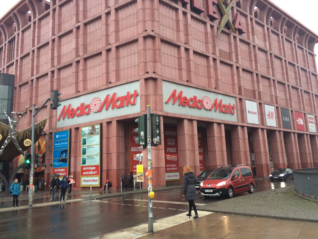 Amira Ghoneim on Twitter: "#alexa mall #Berlin https://t.co/IZfWKR9M64" / Twitter