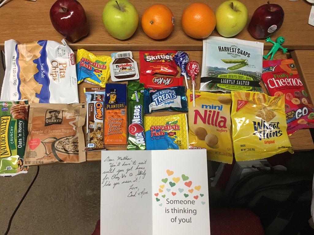 SonicBlomme's tweet photo. It's great having the best parents in the world, especially during finals week! Thanks mom and dad @12voltheel ! https://t.co/dMkpsv7Tuk