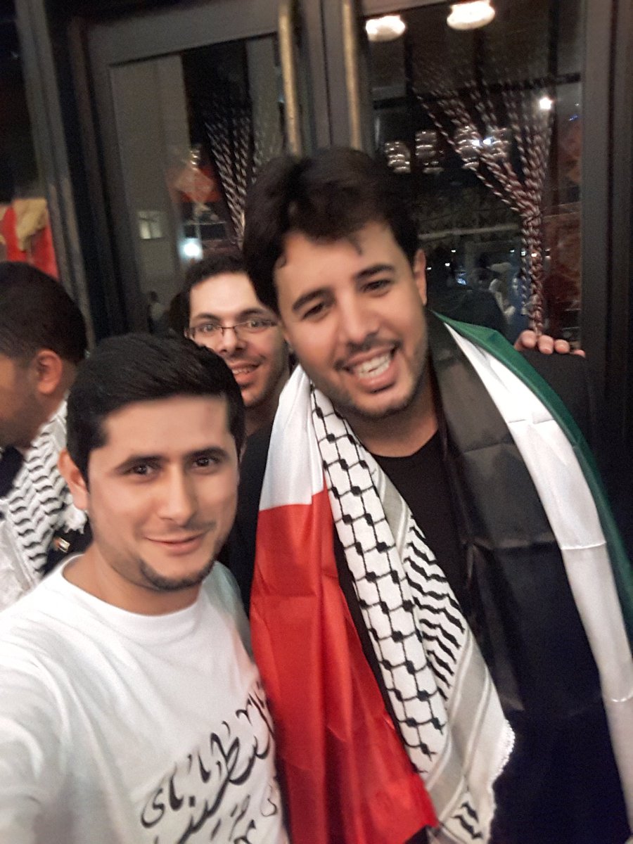 brhoom17389's tweet photo. مع قاسم النجار https://t.co/2RZawwio5o