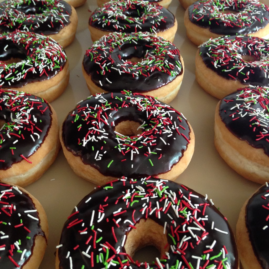 Donas Navideñas ven por la tuya a <a href="/mrdonut01/">Galaxtico</a> <a href="/RporteCiudadano/">Reporte Ciudadano</a>