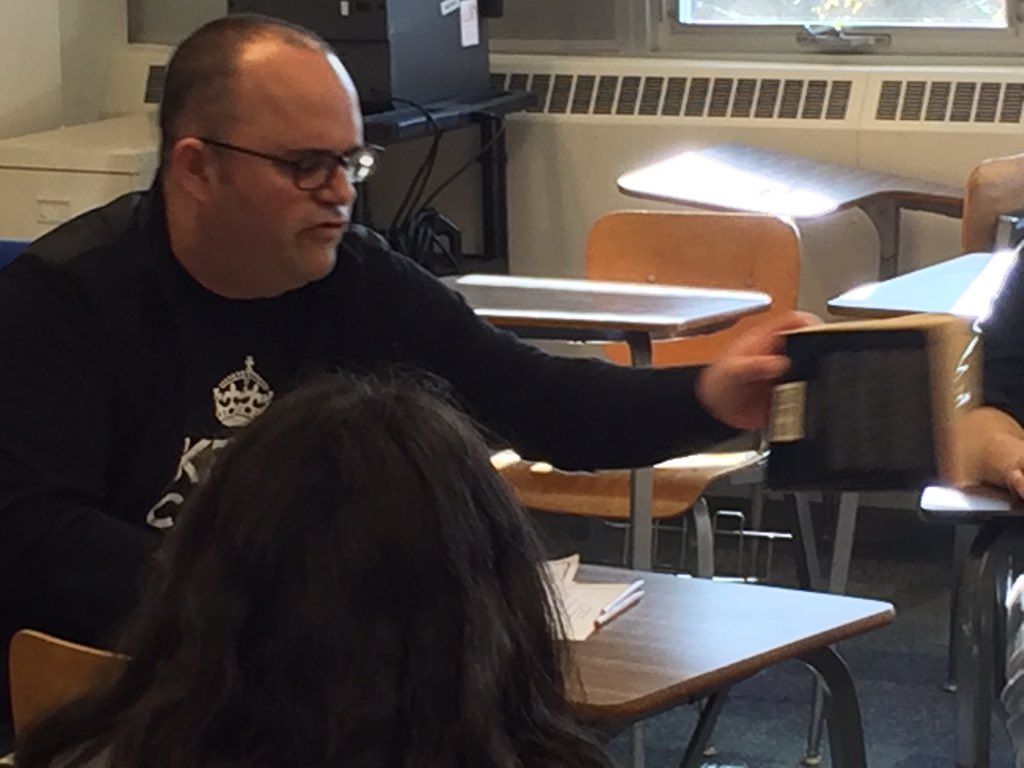 AUD214's tweet photo. Ryan Asmussen turns Poetry Reading into Poetry Writing #creativewritingday @District214 @d214finearts https://t.co/J629f0UyQd