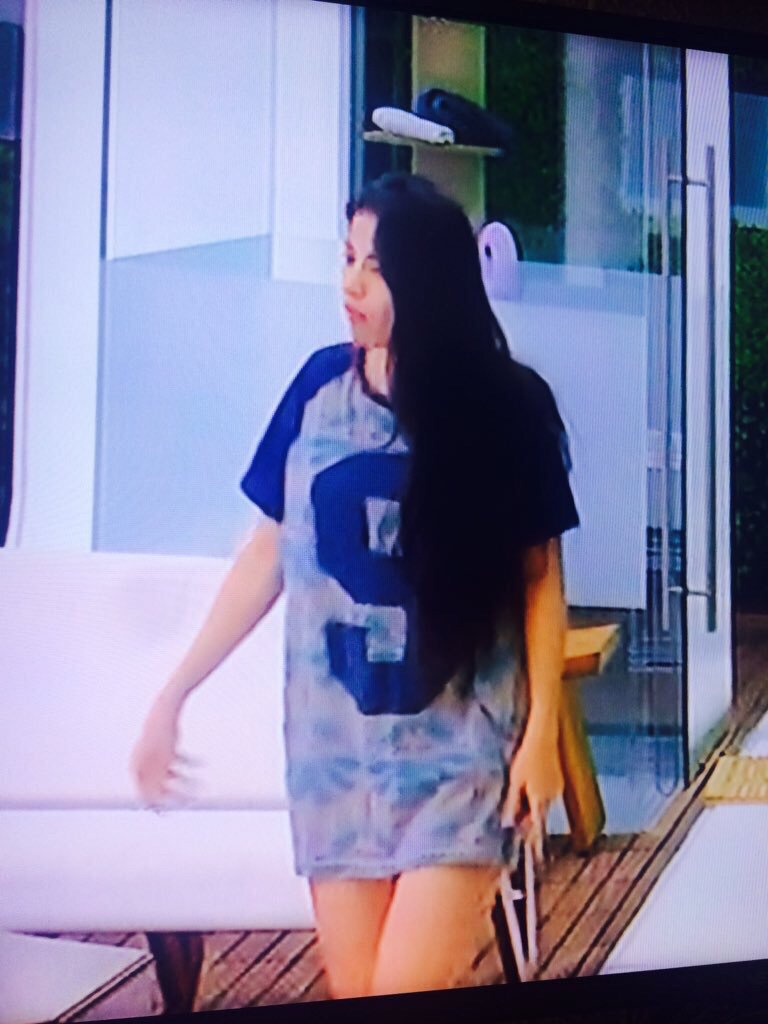 Mi niña y mi camiseta favorita *_* #BBRossana