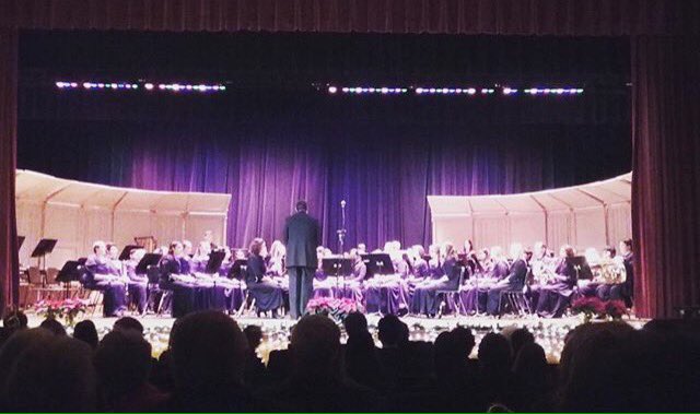 rtbaker92's tweet photo. yesterday was the first band concert for Seymour High School! 🌠 #shslead #SHSDigiLead #goshsowls #welovethisplace https://t.co/oJvEB9GSuO
