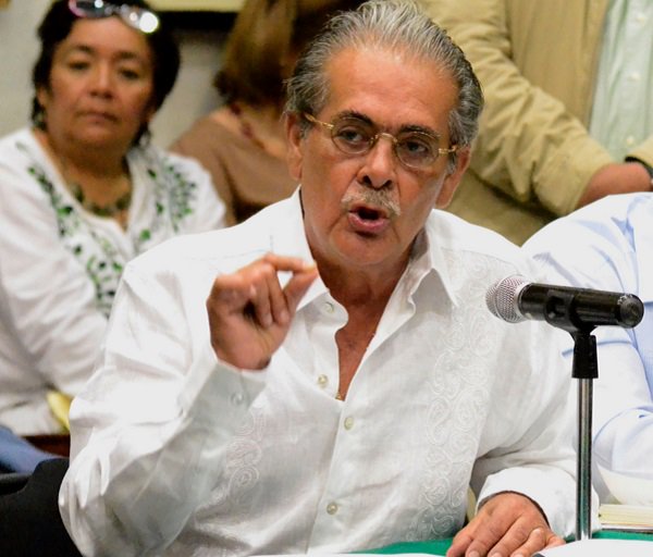 emeequis's tweet photo. Nombran fiscal de Guerrero a Xavier Olea, abogado de Salinas de Gortari y Lydia Cacho https://t.co/wN1kQKbWIf https://t.co/xlKr7XDpF4