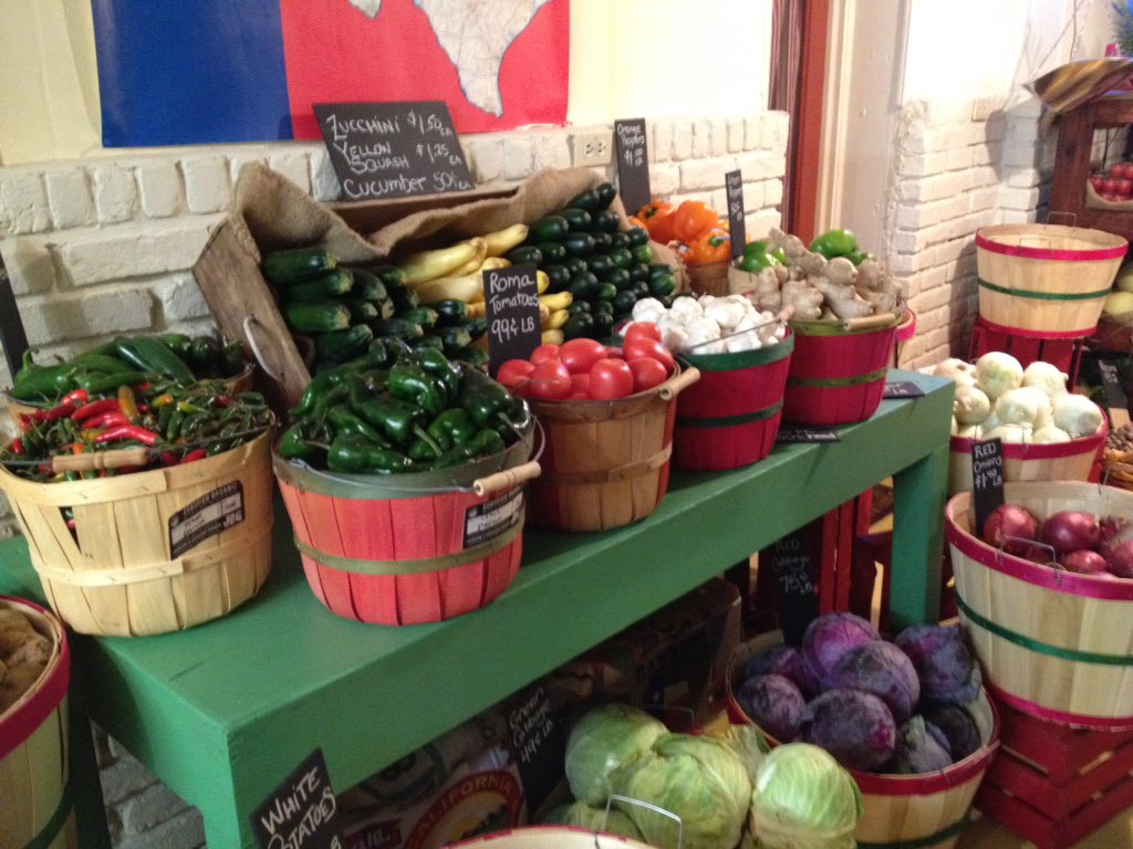 PoppedCultureSA's tweet photo. Grand opening tonight @ The Urban Farm Stand. Come out shop local and welcome them to the neighborhood! https://t.co/46OtCNnmaY