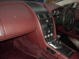 JPAutoAuctions's tweet photo. 007's old ride up for auction! 06 Vanquish gr5A 22822km 6F start of Y4M #JapanAutoAuctions https://t.co/i0O2wOzhrt