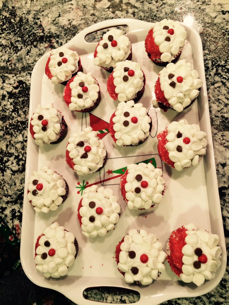 tps39's tweet photo. Hey Loretta, you aren't the only one busy baking @MarcellosCity . https://t.co/ok7i427ysV