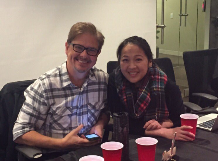 jenmartel's tweet photo. Getting their live tweet on!! #AskDrKen https://t.co/TjTel9S6yG