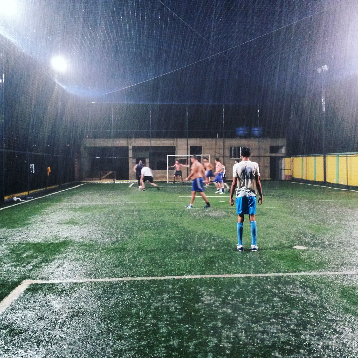 Camisa 10 Joga Bola Até Na Chuva Comprar Filipe Arlindo Mosquitimazul Twitter