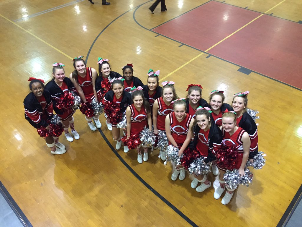FCHSCheerDawgs's tweet photo. 60th anniversary in the Dome! #FCHSforever #60years https://t.co/3OcqyjYJtg