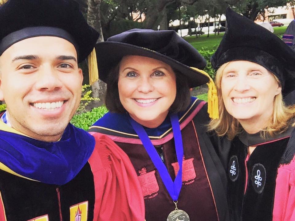 faudrdeb's tweet photo. #FAUGrad #FAU15 @FAUGradCollege @drcriss_salinas and @faudrdeb with Dr. Pat🎓 Proud day! https://t.co/sTd7nEaYZv