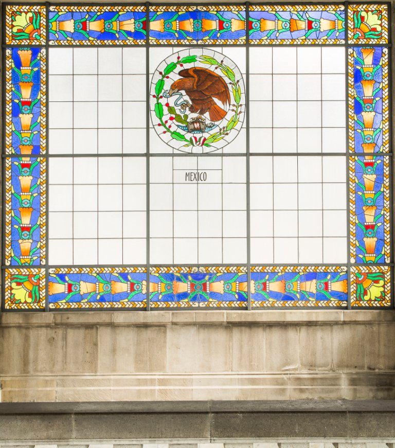 Museodehistoria's tweet photo. #UnDato El vitral de la Escalera de Leones fue diseñado por
Jorge Enciso, Alberto Garduño y Saturnino Herrán. https://t.co/XzBC7CyflR