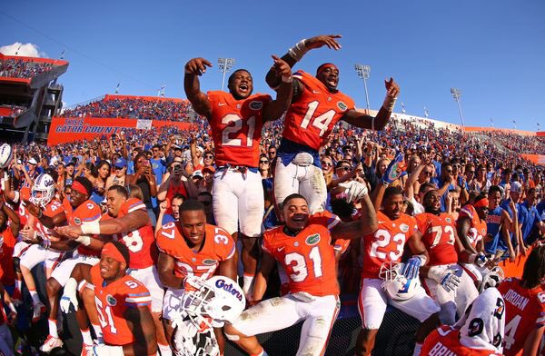 GatorHighlights's tweet photo. Retweet IF YOU'RE PROUD TO BE A FLORIDA GATOR!!! 🐊🐊🐊 https://t.co/u858kkjL3F