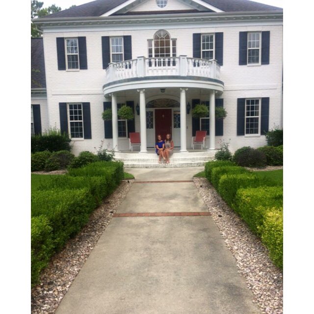 cheyennetherton's tweet photo. Just because I restarted OTH today❤️ https://t.co/wn3AQ1Se7x