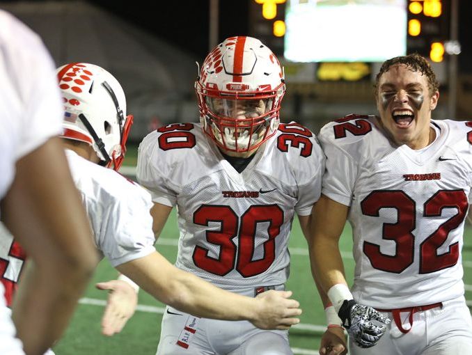 indystar's tweet photo. The Associated Press all-state football teams. https://t.co/aEayUMYahd https://t.co/DPk3QVxV9X