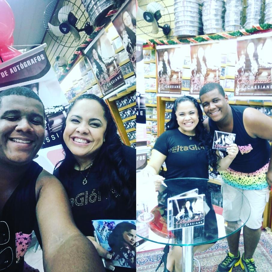 wesley163193's tweet photo. @CASSIANECANTORA  tarde mais que especial ao lado dela Cassiane...

#CassianenaMk
#mknaopara https://t.co/odYFiht2Hf