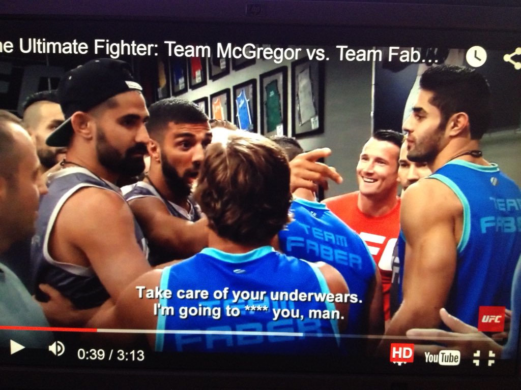 VicMRodriguez's tweet photo. @bloodyelbow
Watching TUF finale and chill when you remember this happened: https://t.co/O6e0eYTnl0