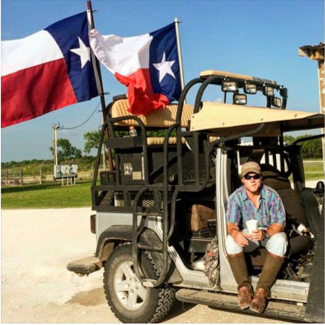 TexasHumor's tweet photo. What's better than one Texas flag? Two of 'em. https://t.co/UbwL55xi6w