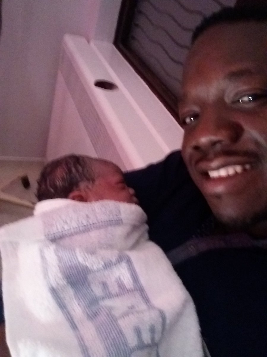 Buchoxr's tweet photo. We home and dry. Welcome aboard The Zinna's airways 12/12/15. Dijah Banon Zinna. You live on #mamazee https://t.co/OIMRASFN95