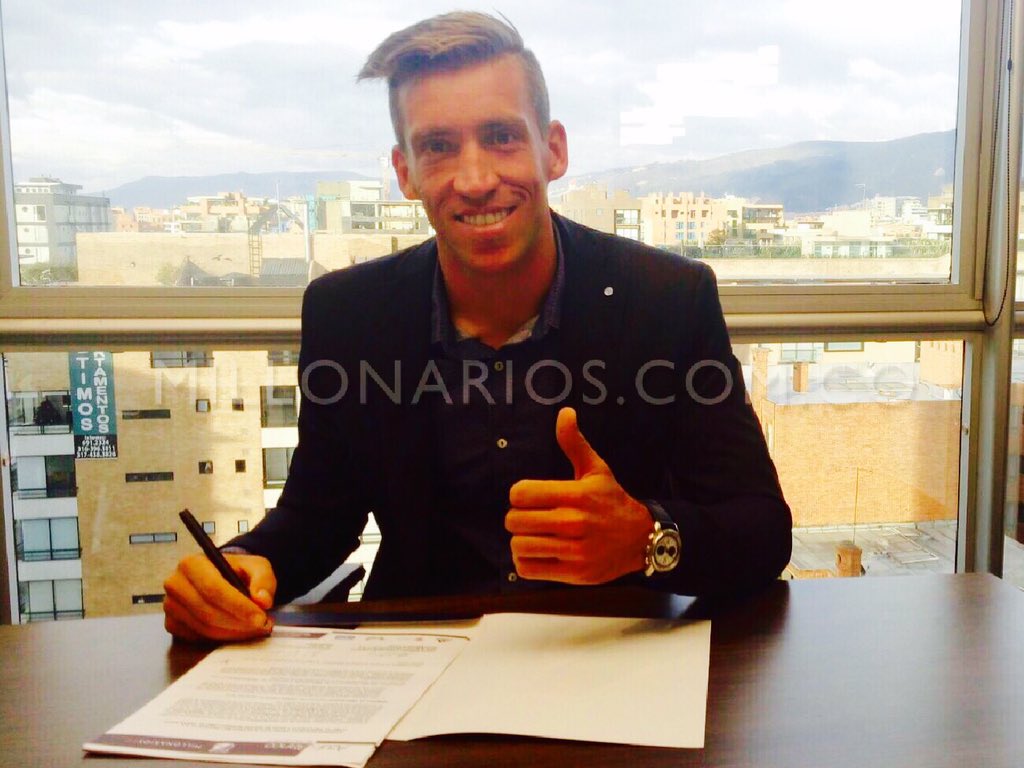 nicovikonis27's tweet photo. Gracias por todo su cariño!! Es un placer contarles que renové mi vínculo con @MillosFCoficial !! vamos por la 15 ⭐️ https://t.co/5E42GOQtis