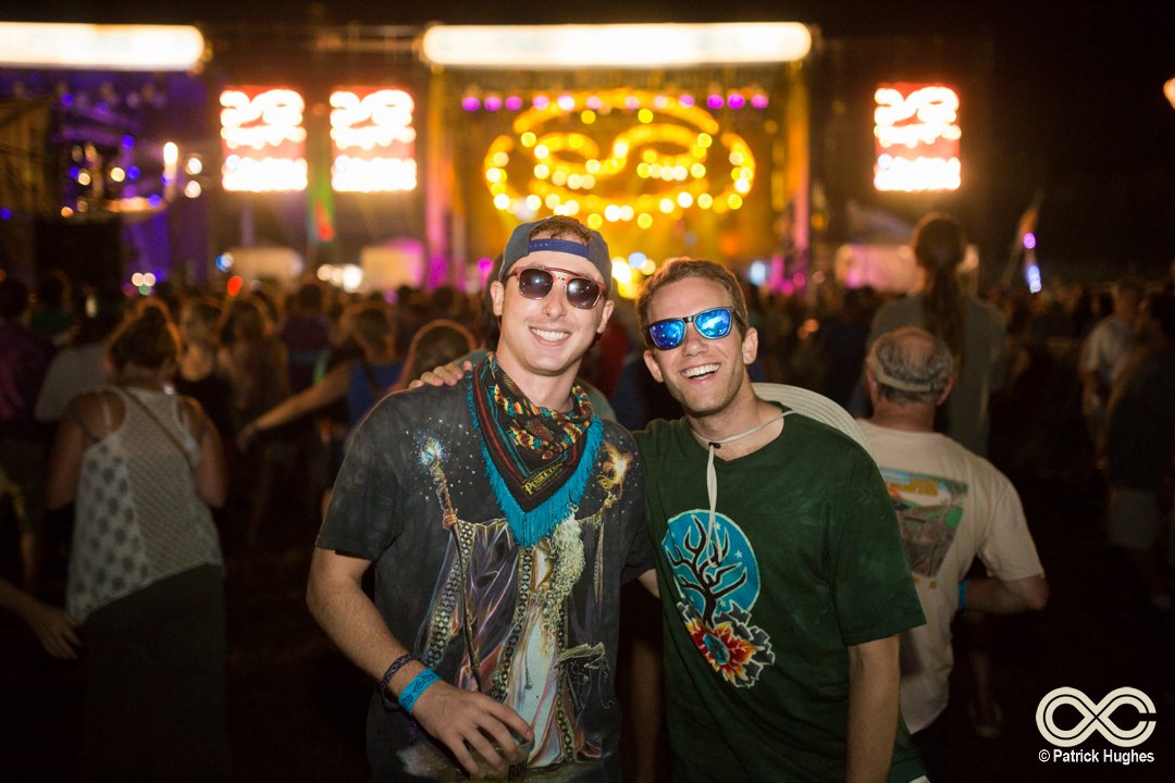 locknfestival's tweet photo. #TGIF #locknfestival #LOCKN2015 #friends #family https://t.co/xx05g8uLXk