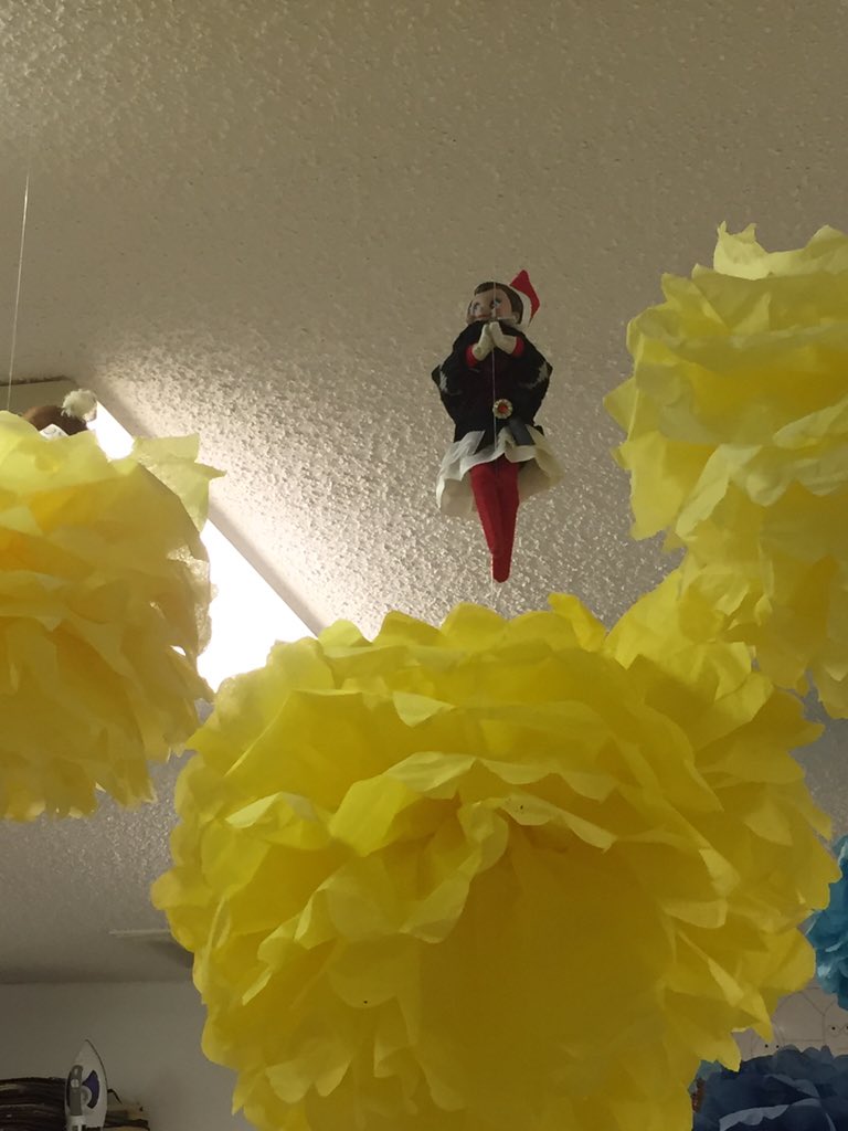 fromtheartroom's tweet photo. Today Merry swung on the trapeze like she was in Cirque du Soleil! #ArtElf https://t.co/xYoRRp7tcH