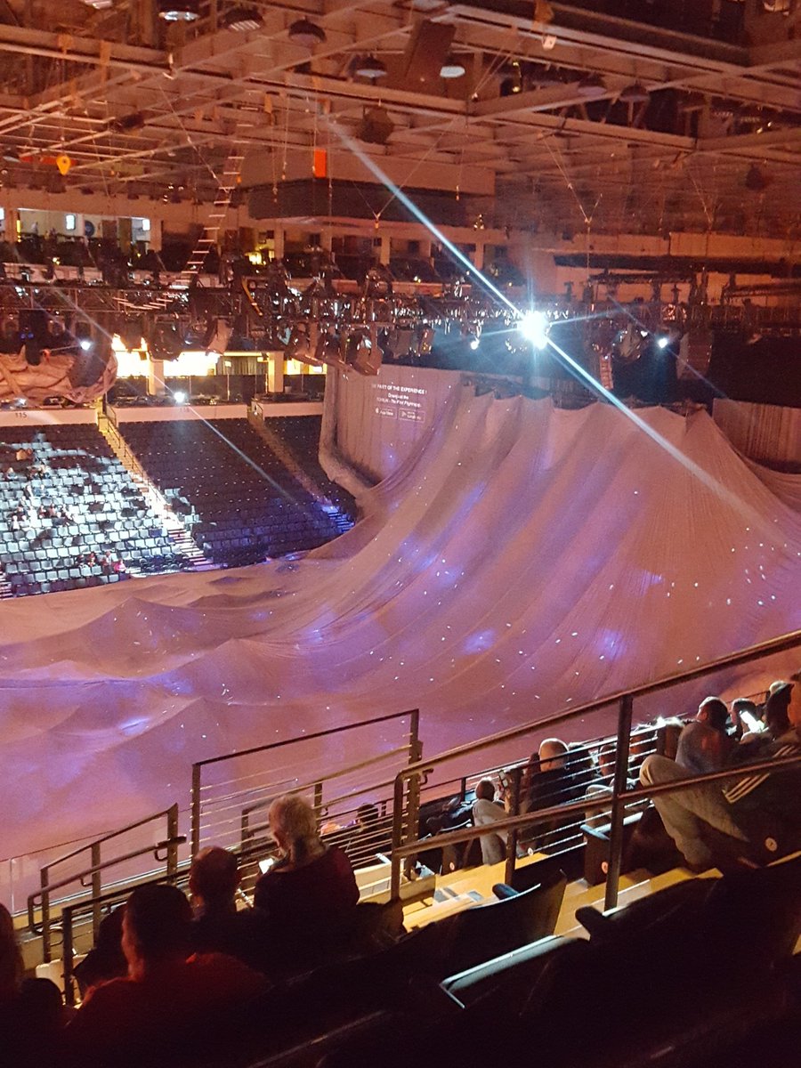 B4RBii3E's tweet photo. #Tourk #Avatar @Cirque 
IM SO Excited!; First Time At A #CirqueDuSoleil Show!; 😉😀 https://t.co/BwNGGCyRY9